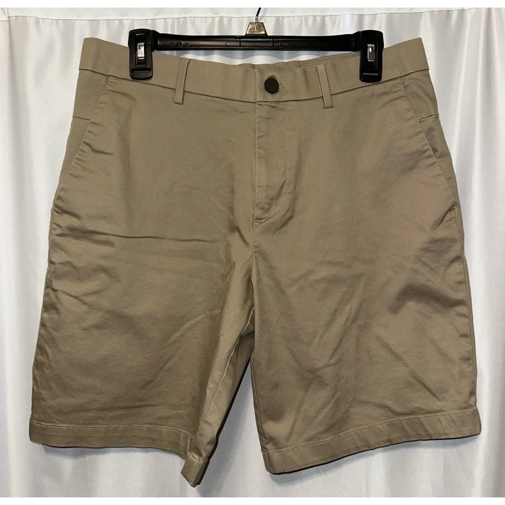Banana Republic Aiden Shorts Mens Size 33 Tan Flat Front Pockets Stretch